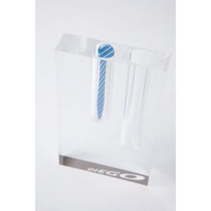 スタンド・アクリル