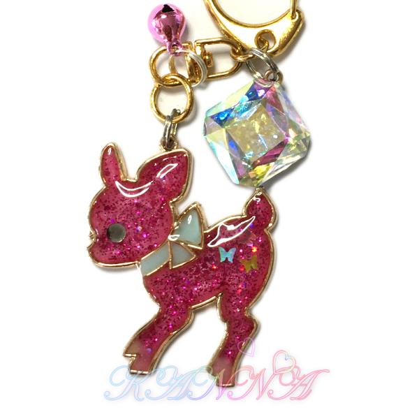 ローズピンクの可愛いバンビさんキーホルダーレジン製 ビジュー付き  by Kanna