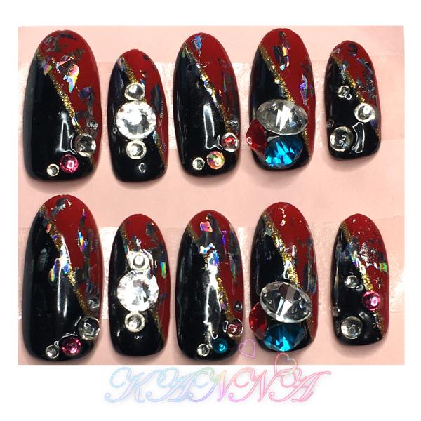 パンキッシュ♪レッドとブラックのかっこいいネイル スワロフスキー ネイルチップ by Kanna