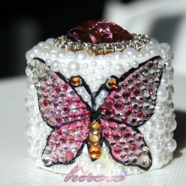 ペットボトルキャップ  バタフライデザイン＆台座付きハートデコ