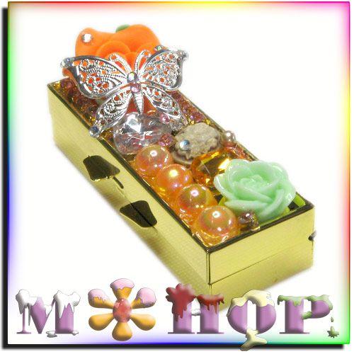 大きなバラとパピヨン ゴージャス　印鑑ケース　ゴールド 手作りデコ by M＊HOP