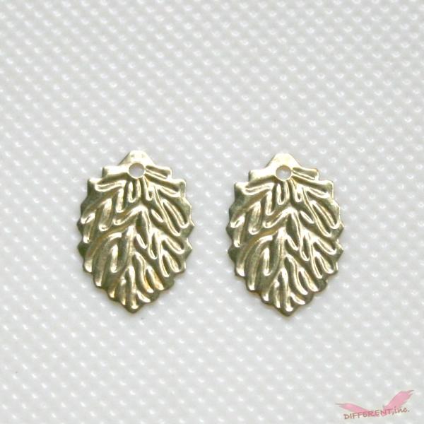 ミニ リーフ ゴールド チャーム パーツ 彫金デザイン ２個セット