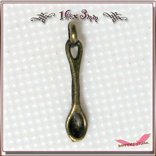 ミニミニスプーン 縦カン 金古美チャーム