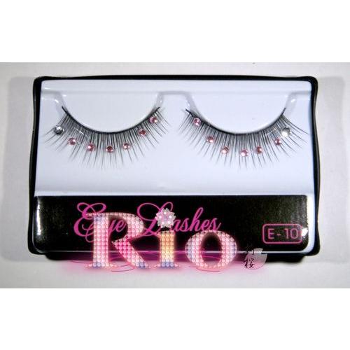 目元きらきらに変身 つけまつ毛 rio-2