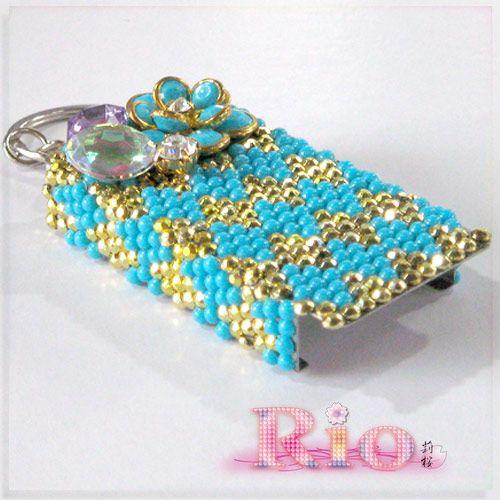 ターコイズブルー＆ゴールドのフリスクケースキーチェーン付き  by Rio