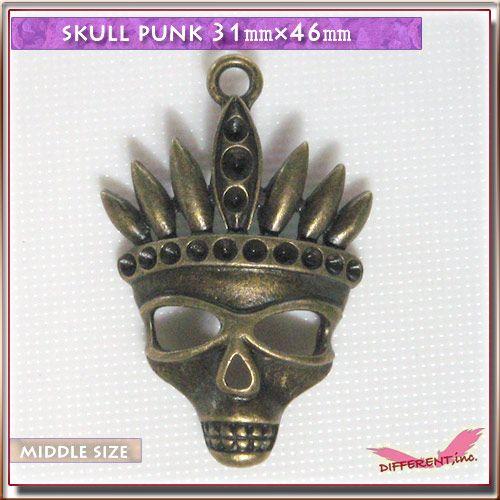 パンクなスカル 金古美チャーム ストーン埋込み穴あり