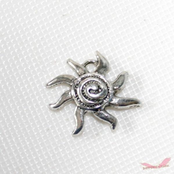 太陽渦巻デザインチャーム
