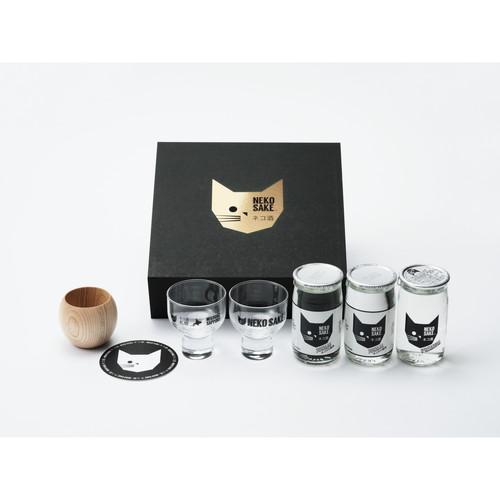 NEKO SAKE ネコサケ風呂敷ギフト箱　(NEKOSAKE FUROSHIKI GIFT HAK...