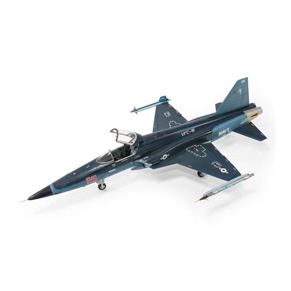 送料無料◆AFVクラブ 1/48 F-5N＋ VFC-111“サンダウナーズ” アドバーサリー機 一...