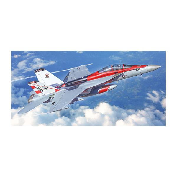 送料無料◆イタレリ 1/48 F/A-18F スーパーホーネット 米海軍特別塗装 プラモデル 381...