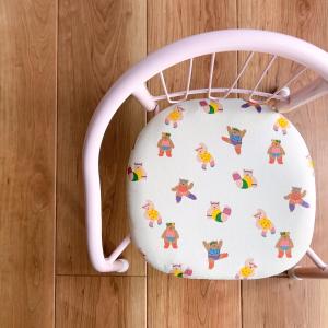 sanrio（サンリオ） 豆イス パイプイス ハローキティ ドット