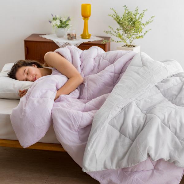 ≪ダブル≫ テンセル（TM）繊維わたをガーゼで包んだ ふわふわコンフォーター（肌掛け布団） 肌掛け布...