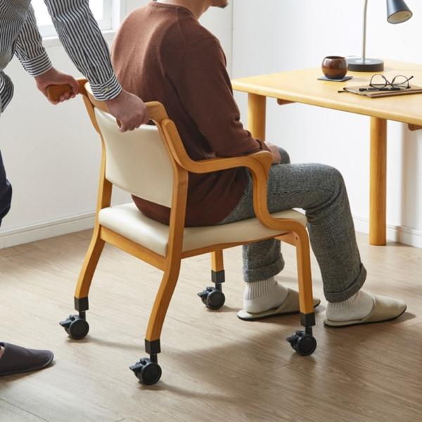 立ち座りしやすいダイニングシリーズ 室内移動キャスター付き 安心グリップチェア 椅子 チェア アーム...