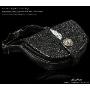 PRADA ボディバッグ プラダ ウエストバッグ ショルダーバッグ V132 PRADA ボディバッグ プラダ ウエストバッグ ショルダーバッグ V132