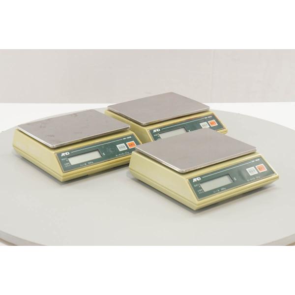 電子天びん 天秤