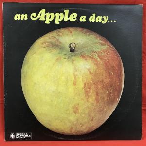 APPLE / AN APPLE A DAY (UK-ORIGINAL)