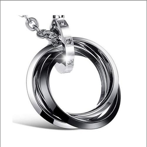 【D-J0021】ネックレス  サージカルステンレス　３連リング キュービックジルコニア　シンプル