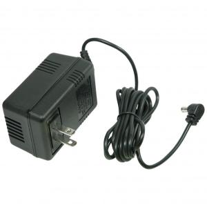 マキタ 充電式ラジオMR103/106/108用 ACアダプタ SE00000107 : e