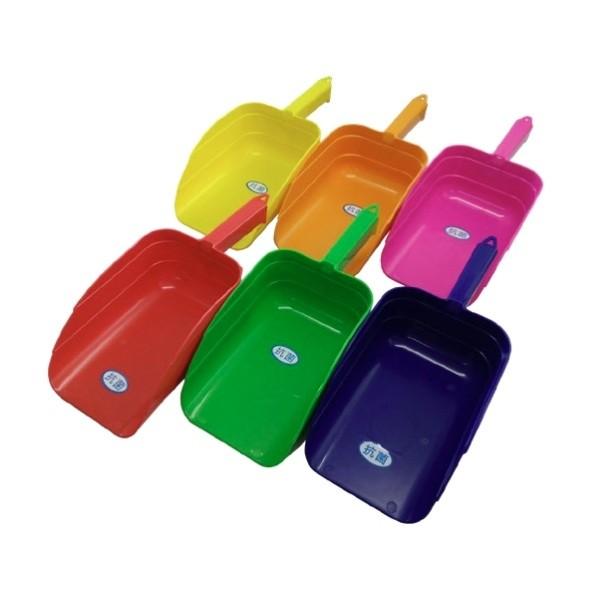 ※法人専用品※未来のアグリ 抗菌 飼料配分杓 2L グリーン KD-LADLE-2L-GRE-IP ...