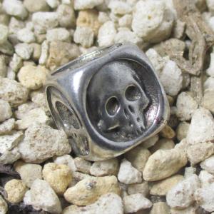 金属製ガイコツ６面体（12mm）metal skull dice｜dorataco