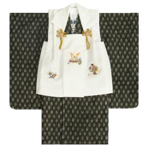 七五三 男の子 3歳 被布着物セット 黒 矢絣柄 被布白色 刺繍半襟に足袋付きセット 日本製