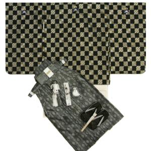 七五三 着物 男の子 5歳 男児袴セット ひさかたろまん 黒金銀市松羽織 ベージュ地着物 黒銀有職紋袴 12点セット 足袋付きセット 日本製