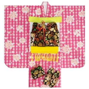 七五三　着物　7歳着物フルセット　ピンク市松柄地着物　黒地帯セット　桜珠柄　足袋に腰紐など20点フルセット