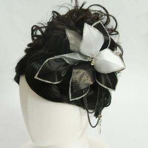 髪飾り　成人式　振袖　七五三着物　卒業袴　ドレスにも使えます　ブラックホワイト　シルバー　コームタイプ　日本製