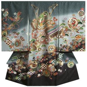 お宮参り 着物 男の子 絹100％ 正絹 男児初着 灰色段ぼかし染め分け 兜 松竹梅 金糸刺繍使い 金彩使い 吹雪地紋 日本製