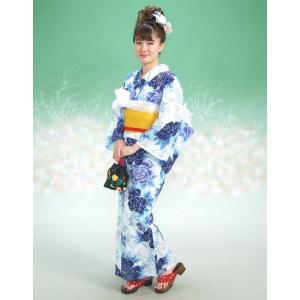 浴衣　リョウコキクチブランドゆかた5点セット　芍薬柄　白ブルー　浴衣に帯、下駄、きんちゃく、兵児帯までついたセットです　綿紅梅　アウトレット商品