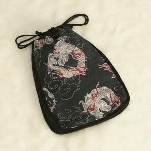 ゆかた巾着　男性用 信玄袋 合切袋 黒 龍柄 綿素材 マチありタイプ