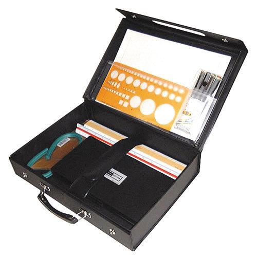 ウチダ　バッグケース M　355X275X70mm ・A4判収容