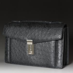 本革 オーストリッチ セカンドバッグ 横幅26.5cm ブラック すっきりとしたスタイル 黒 送料無料｜double-art