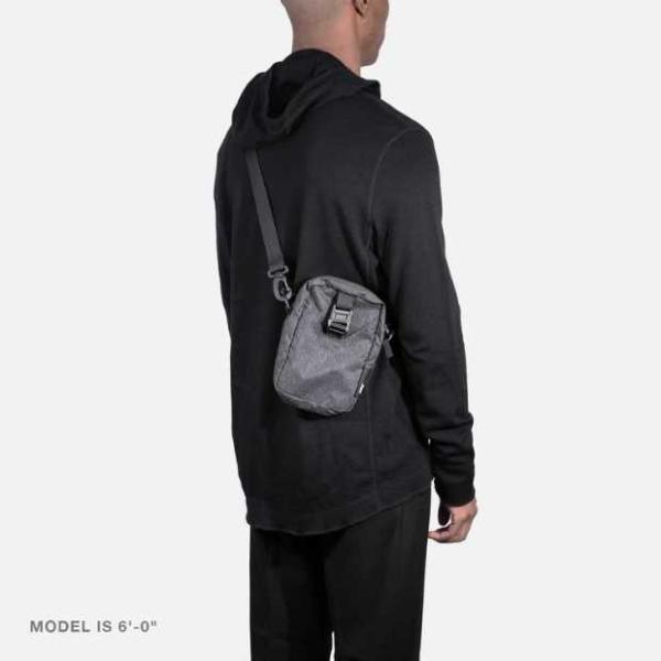 エアー Aer ショルダーバッグ スリング ポーチ 軽量 GO COLLECTION Go Slin...