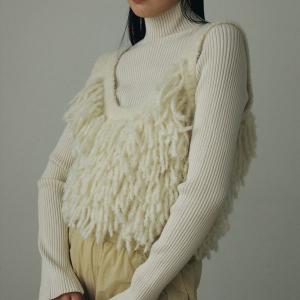 anuke 2024FallWinter アンヌーク トップス Fringe Knit Bustier 9月上旬〜下旬予約 フリンジニットビスチェ クロップド丈 キャミソール 24秋冬 62420522｜doubleheart