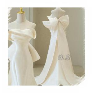 ウェディングドレス ビスチェタイプ ドレス 可愛い蝶結び