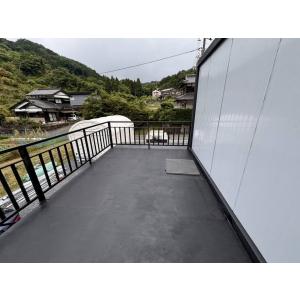 ユニットハウス プレハブ 3連棟 車庫 事務所 店舗 連結可能 屋上 ユニットハウス プレハブ 3連棟 車庫 事務所 店舗 連結可能 屋上