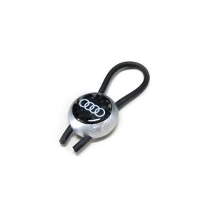 AUDI カーボンファイバー キータグ(AUDI Carbon fiber key tag) [275268]｜drive