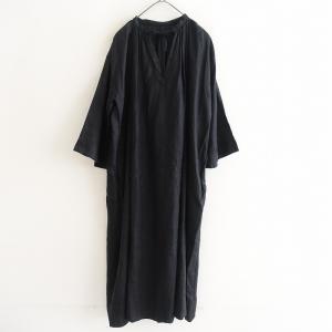 ユニバーサルティシュ UNIVERSAL TISSU*リネンギャザーネックボリュームワンピース*墨黒スキッパースモック(2-2506-537)【32G52】