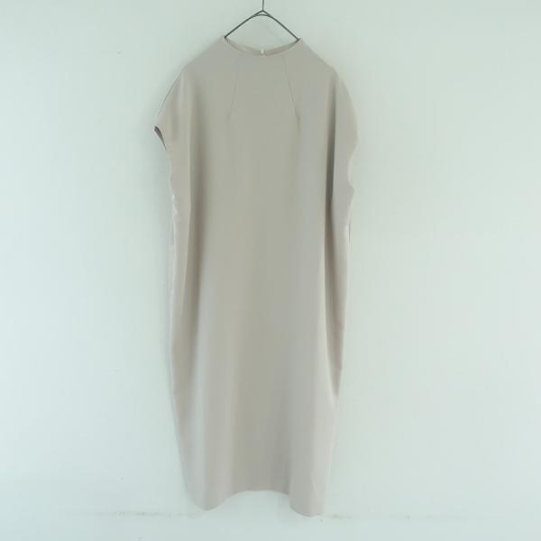 【定価2万】ホワイト whyto. *モックネックコクーンワンピース*36オフベージュオケージョンド...