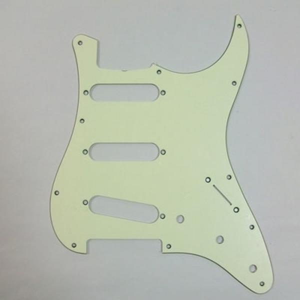 Montreux Selected Parts #8142 ストラトキャスター ピックガード 62U...