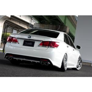 トヨタ（TOYOTA） リアロアガーニッシュ 前期 210系 クラウン