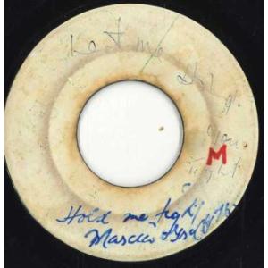ジャマイカ7” Marcia Griffiths / Delroy Wils Hold Me Tight / Feel Good All Over none Mu-Zik City Records /00050