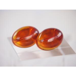 ★天然琥珀/コハク　カボッションの艶が大変美しい！天然琥珀/コハクイヤリング　コハク色■バルト海新品