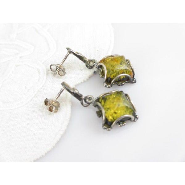 ★天然コハク (琥珀）ピアス　黄色がかったコニャック色がきれいなぶら下がりタイプピアス　シルバーベー...