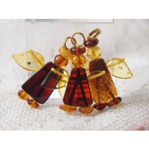 ★天然コハク/琥珀　【Mサイズ入荷！】天使/エンジェル好きには嬉しい♪人気ペンダントヘッド（Mサイズ...