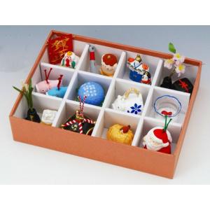 季節の置物 12ヶ月 四季 陶器/ 松花堂四季飾り (磁器) /家庭用 贈り物