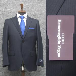 秋冬物　ゼニア セミスタイリッシュ2釦スーツ 紺縞  [Ermenegildo Zegna] TRAVELLER使用　[AB体][BB体]　メンズ　EZ17012-13｜dxksm466