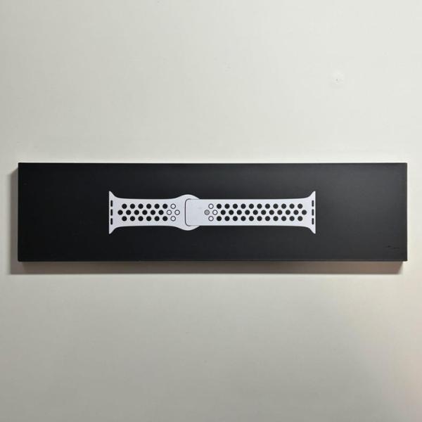 Apple純正 アップルウォッチ 44mm Nikeスポーツバンド・プラチナム 新品