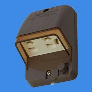 パナソニック　WK4604W 　スマート接地防水コンセント　4個セット Panasonic（パナソニック） スマート接地防水コンセント(入線機能付